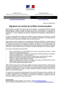 Signature du contrat de la filière Communication