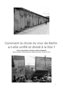 Durant la fin de l`année 1989, Vaclav Havel devient président. Les